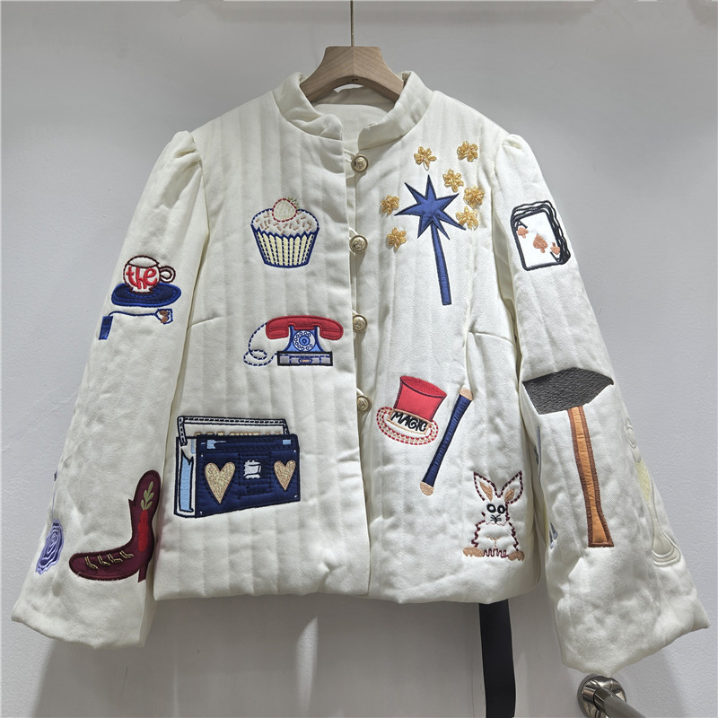 Neue Herbst-Winter-Damenjacke  – Embroidery Unique Design Bewertung und Preis