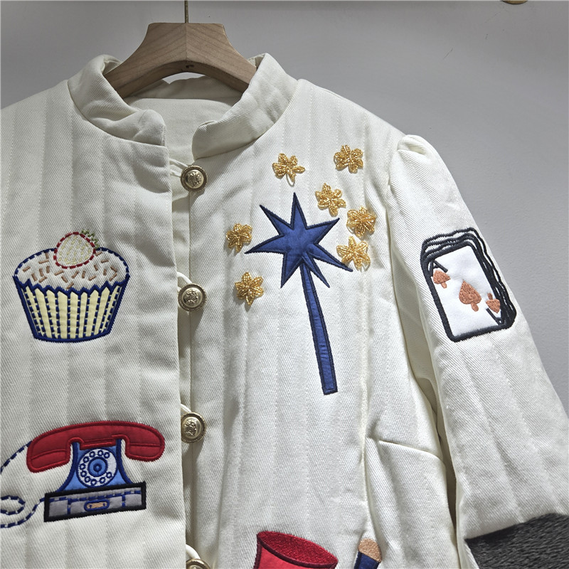 Neue Herbst-Winter-Damenjacke  – Embroidery Unique Design Bewertung und Preis