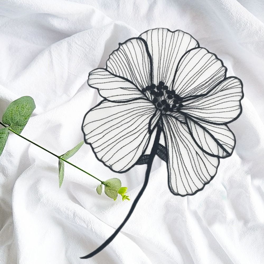 Stickerei-Applikation Bestickt – Embroidery On Black Shirt Bewertung und Preis